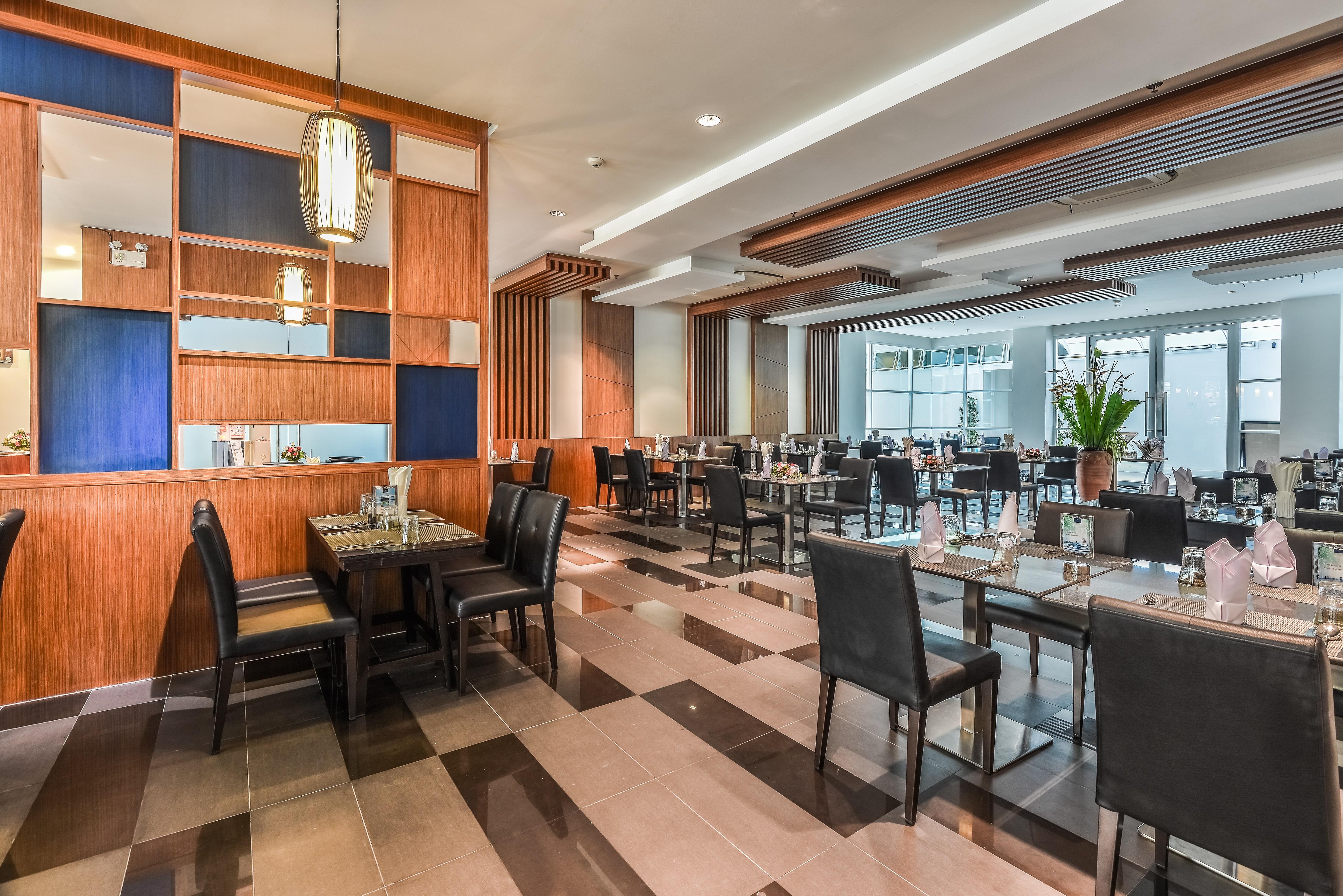 Fishermens Harbour Urban Resort - Sha Extra Plus Patong Exterior foto